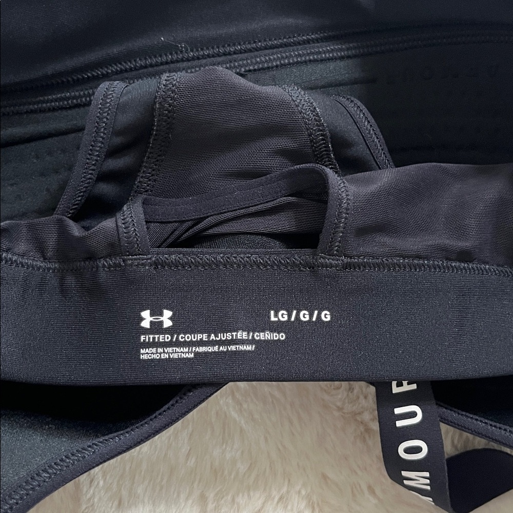 Under Armour Women's Midnight Black Sports Bra - Picture 5 of 7
